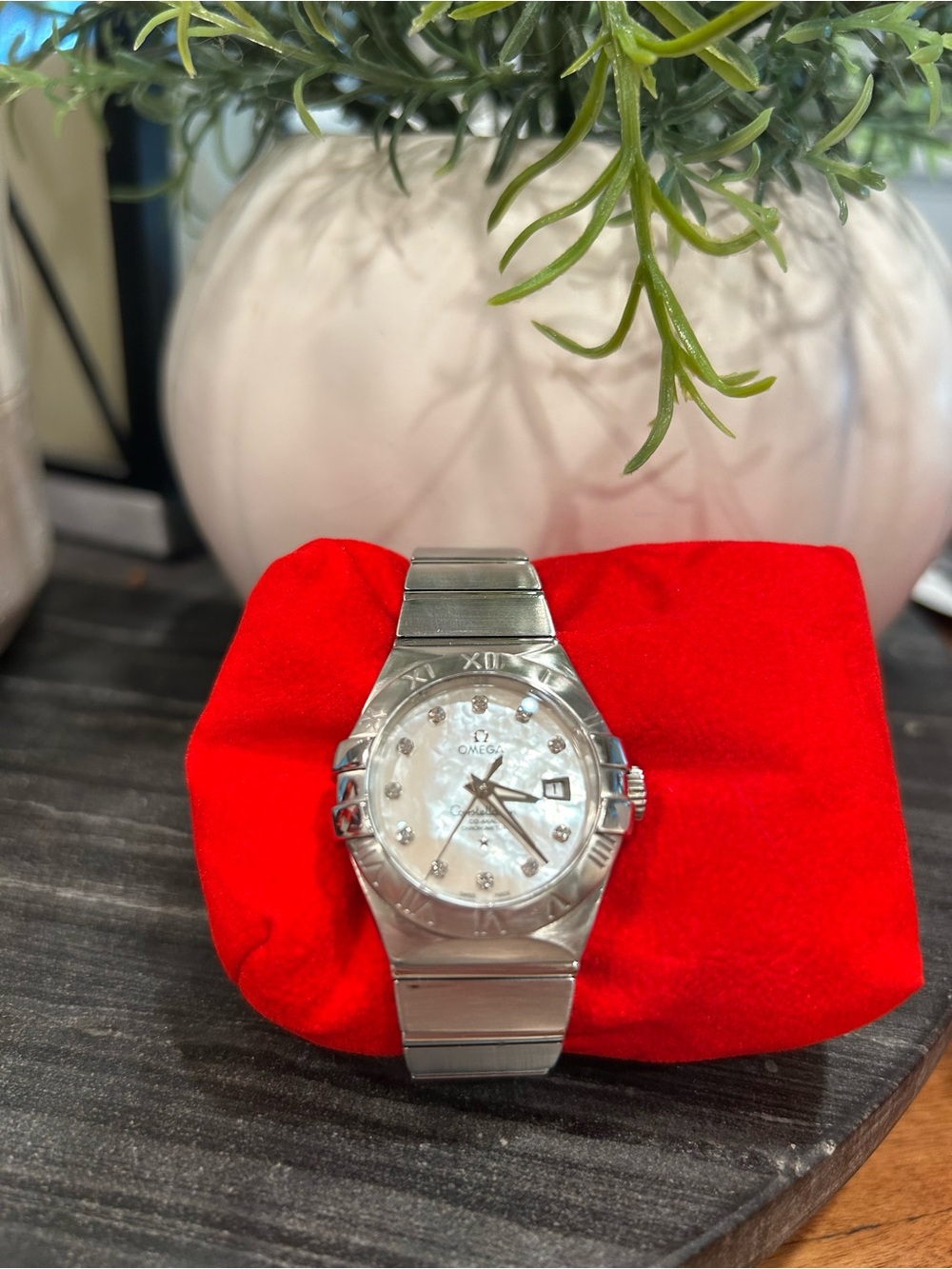 Omega Constellation Silver Stainless Steel Watch with Mother-of-Pearl Dial